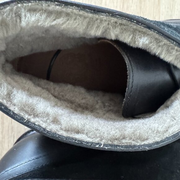 NEW Bruno Magli - Shearling lined boots with velvet panel - Black 9